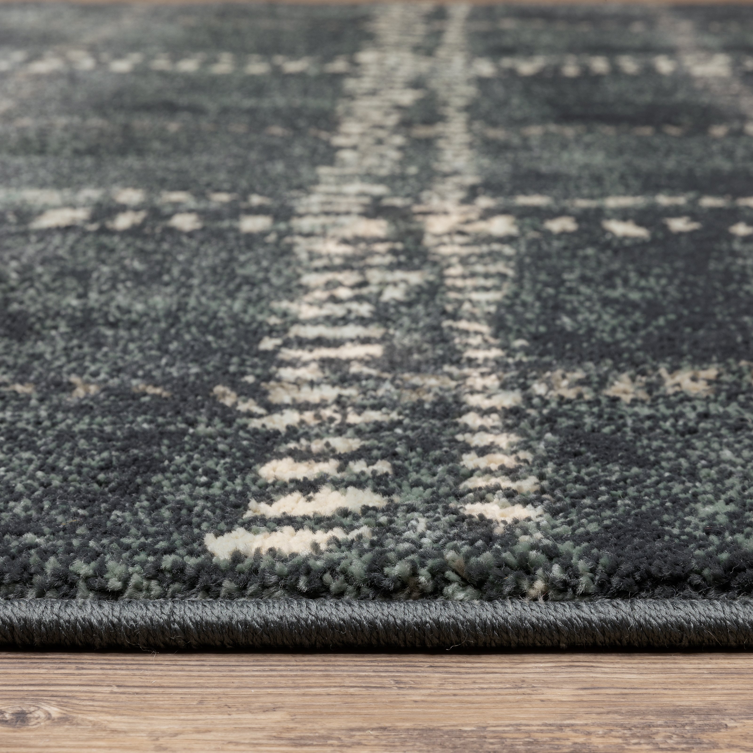 Carson / 746J – Oriental Weavers