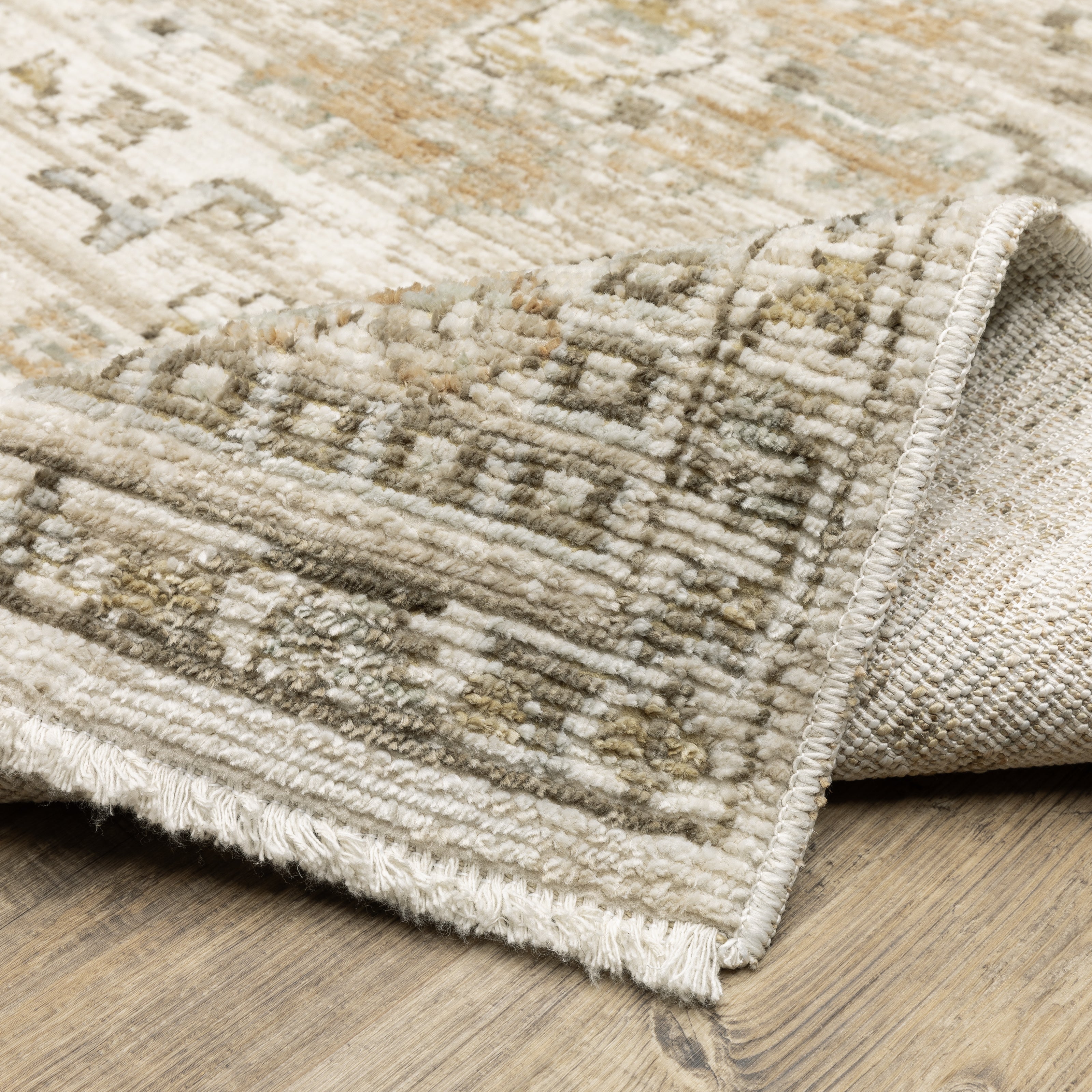 Lola / LLA02 – Oriental Weavers