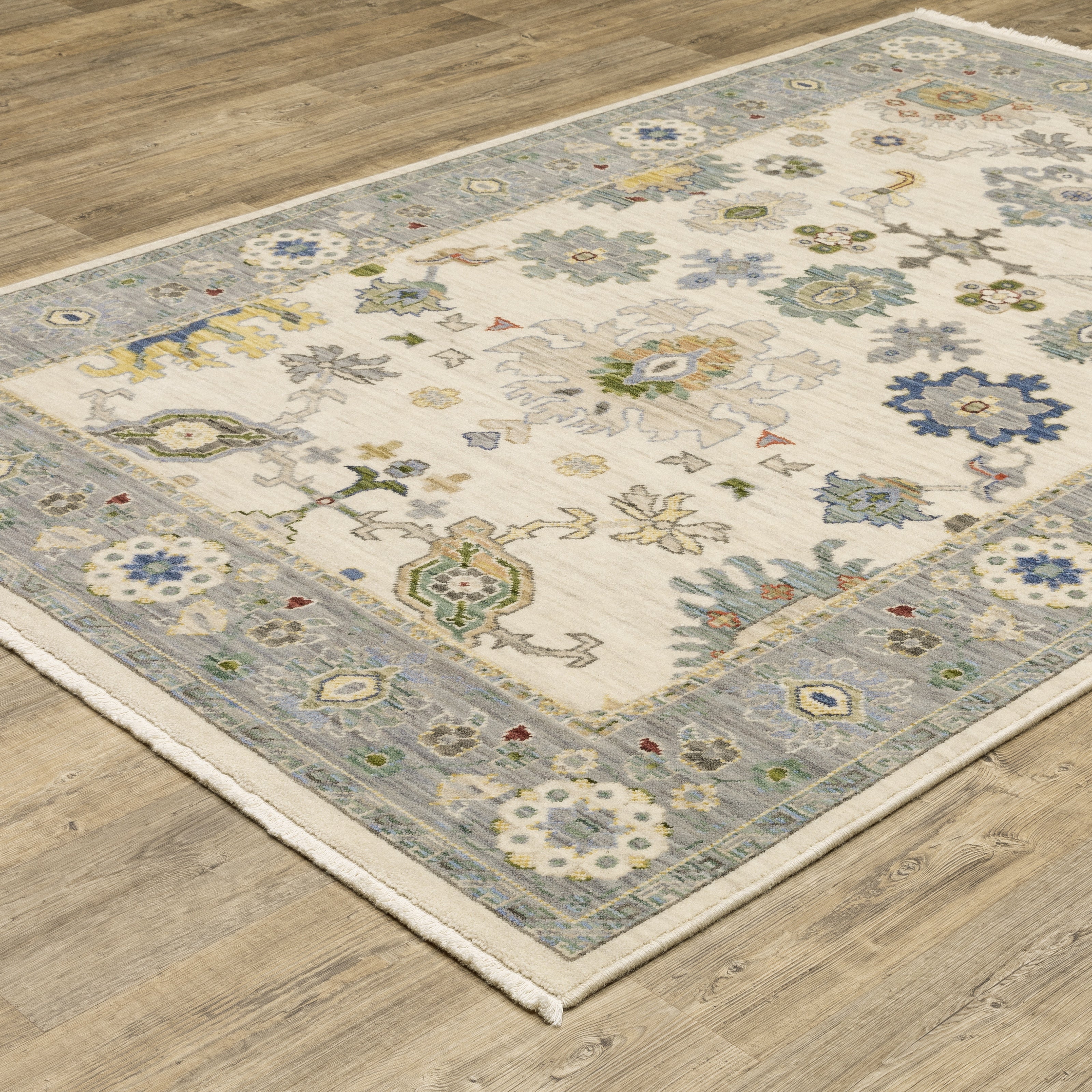 Lucca / 846H – Oriental Weavers