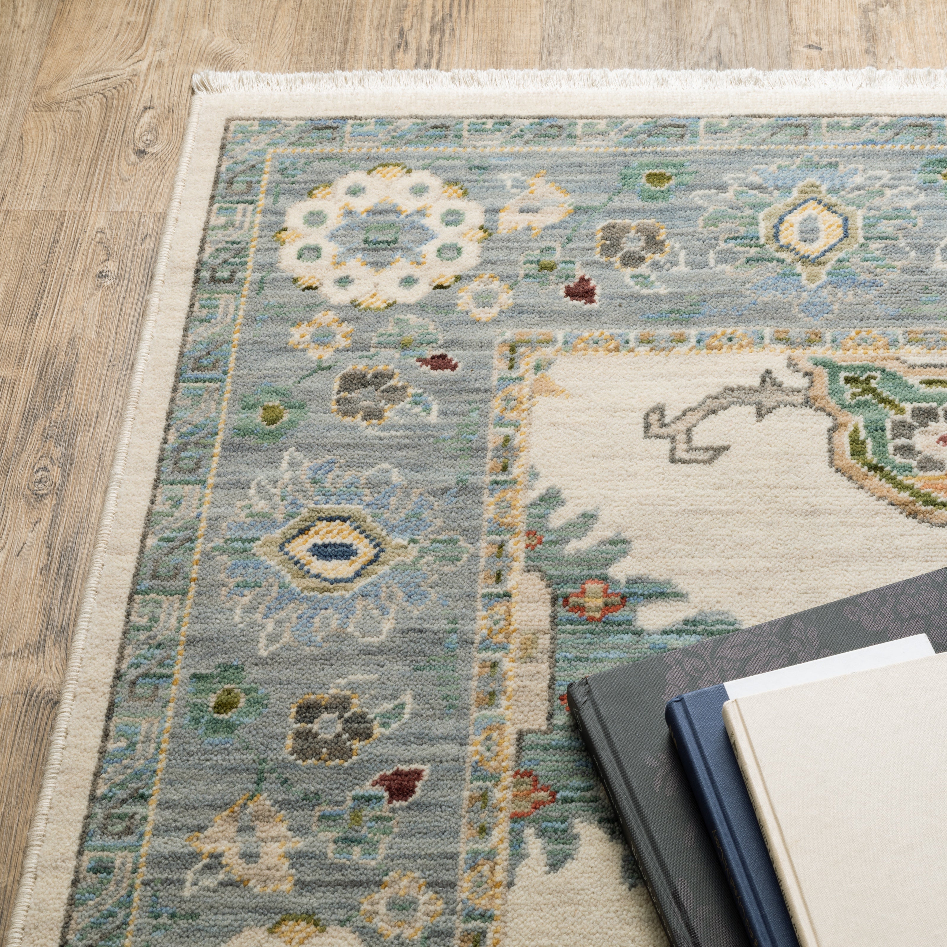 Lucca / 846H – Oriental Weavers