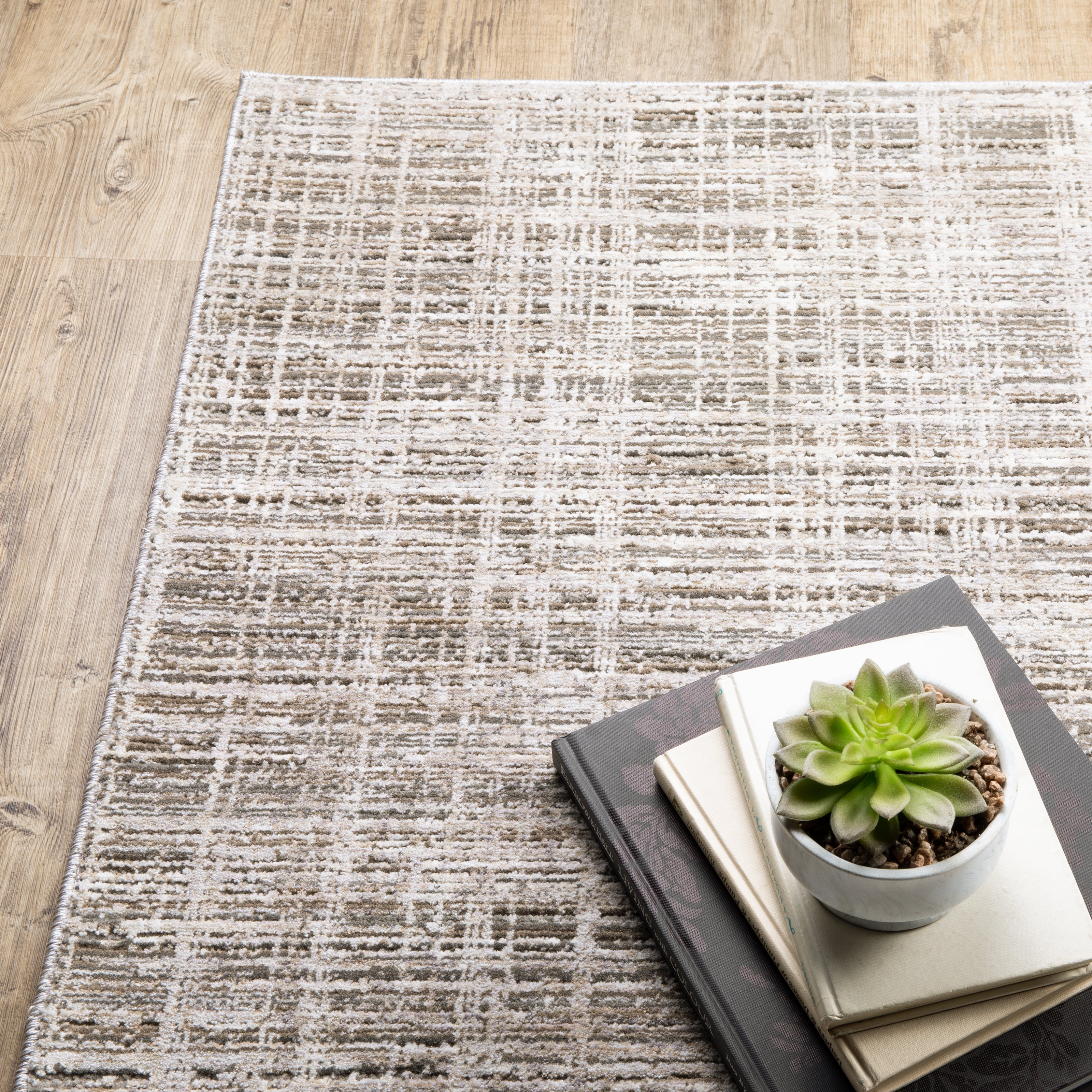 Nebulous / 71E – Oriental Weavers
