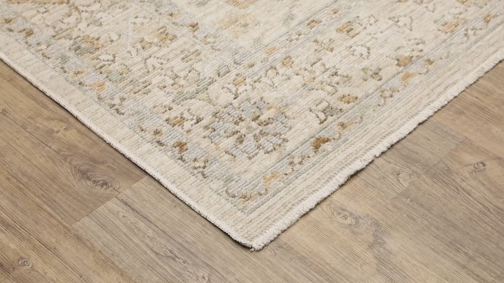 Lola / LLA05 – Oriental Weavers